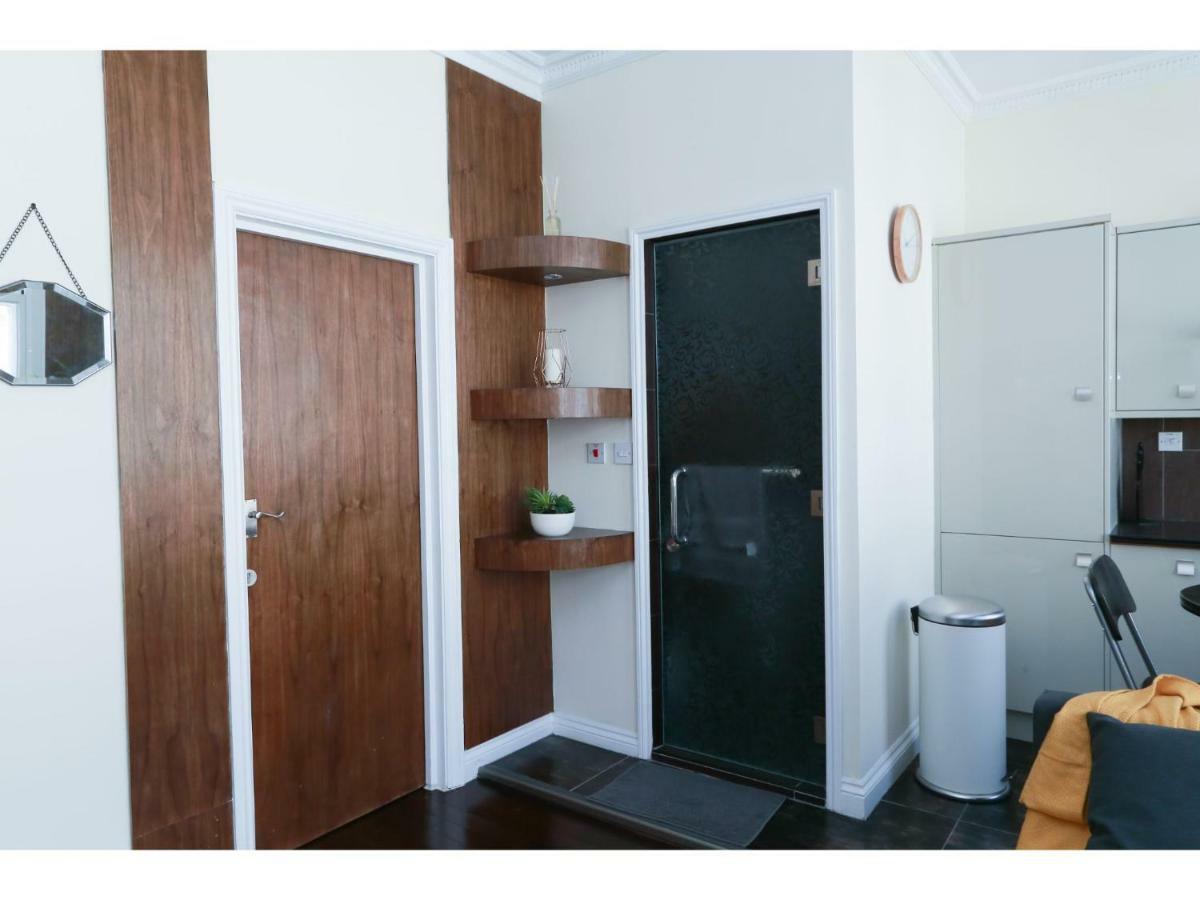 Pass The Keys West End Apartment Near Tottenham Court Road London Exteriör bild